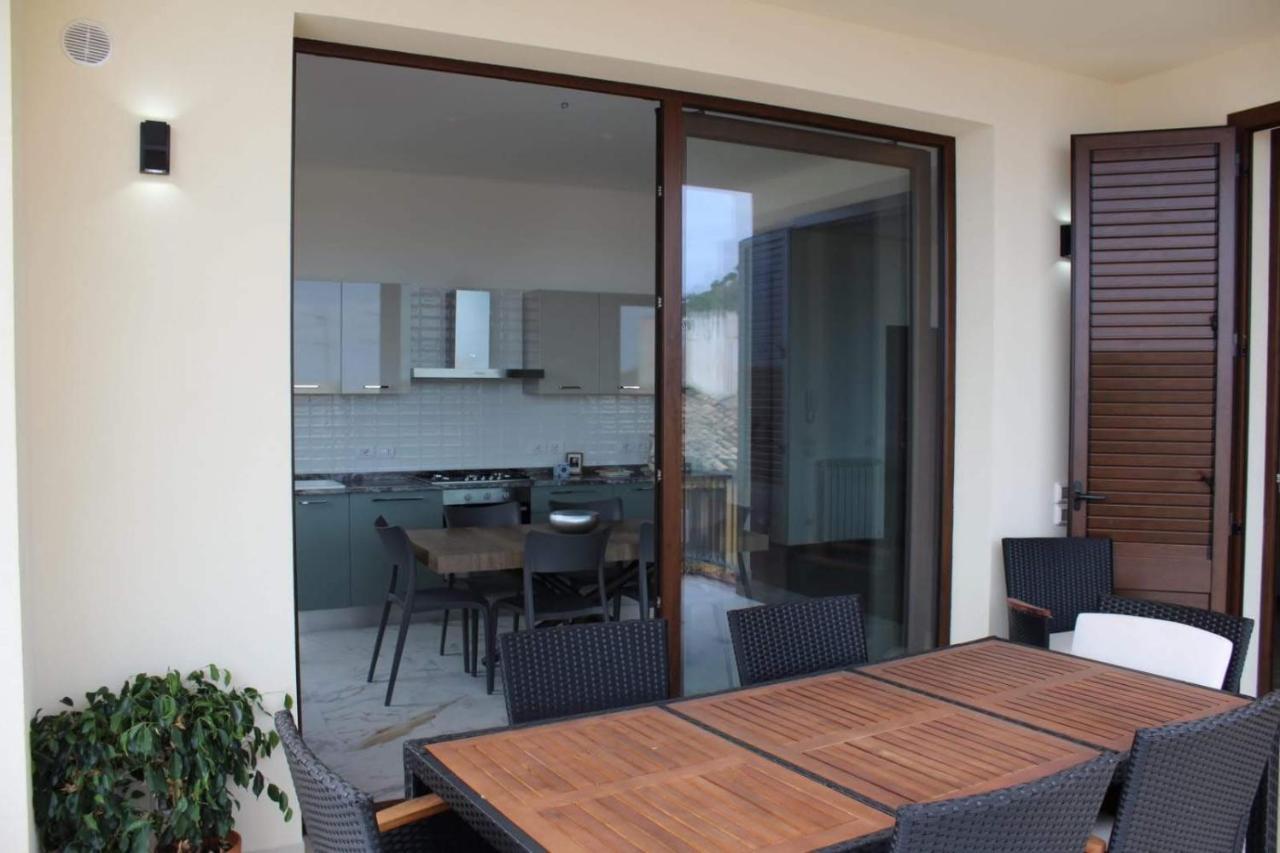 Ferienwohnung Palazzo Del Golfo Castellammare del Golfo Exterior foto